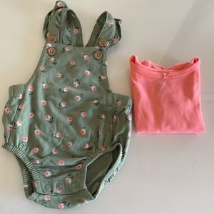 Carter’s 3 month matching set.